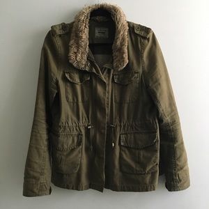 Army coat with faux fur collar.